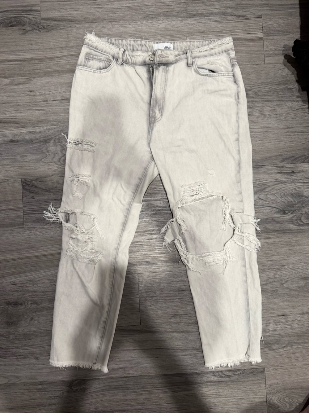 Distressed Light Wash Women’s Jeans